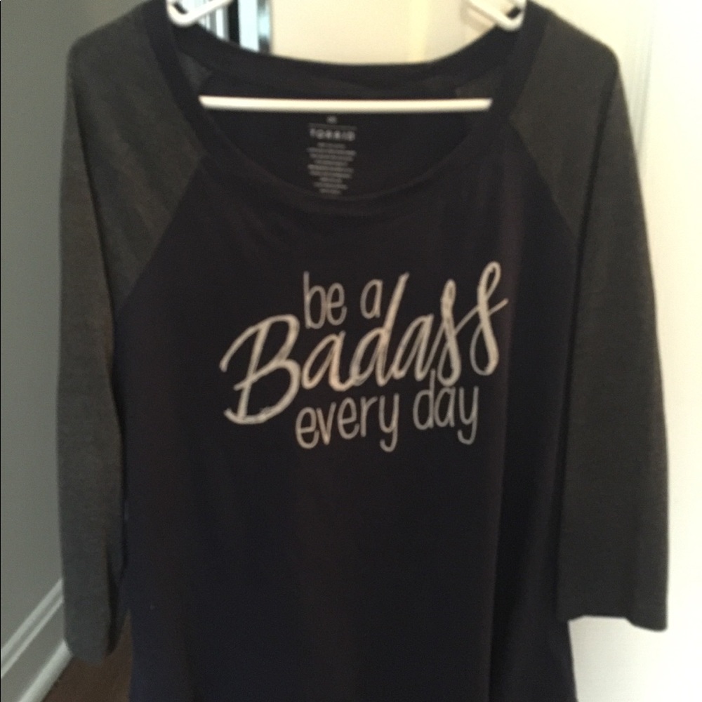 TORRID mid sleeve